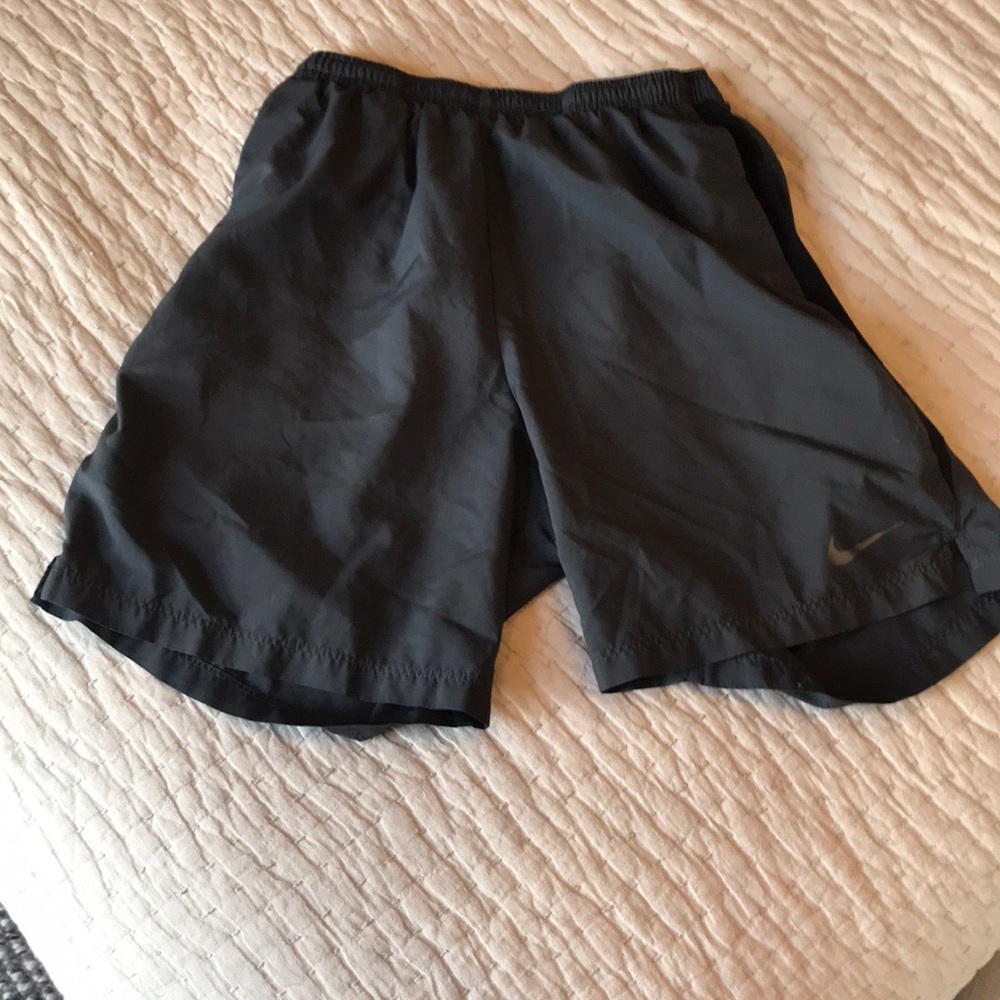 Grey Nike shorts